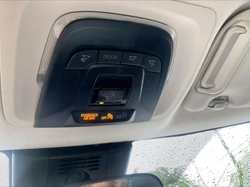 Used 2024 Toyota Corolla LE FWD image 33
