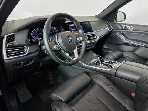 Certified 2023 BMW X5 xDrive40i w/ Premium Package image 9