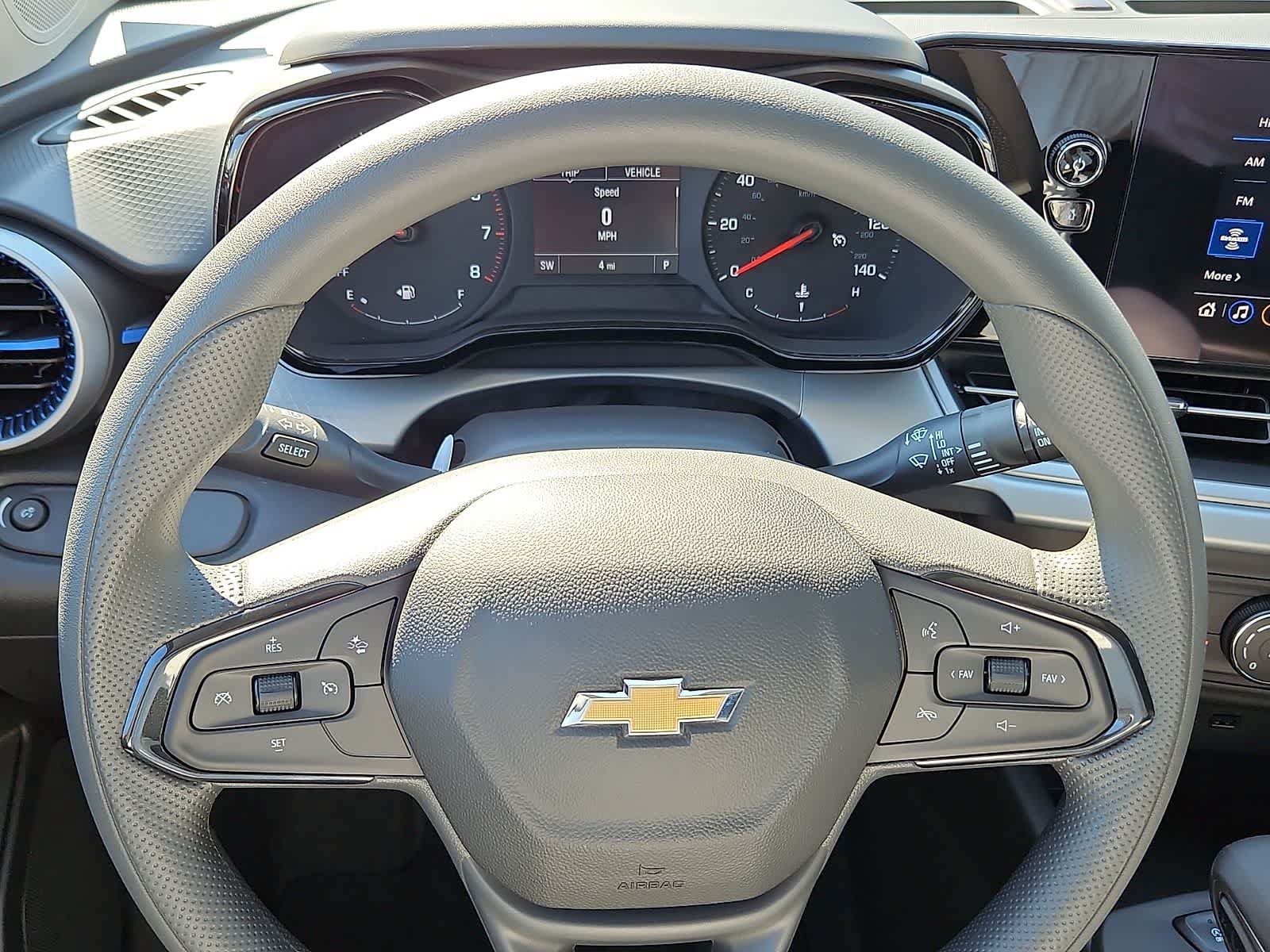 New 2026 Chevrolet Trax LS w/ LS Convenience Package FWD image 16