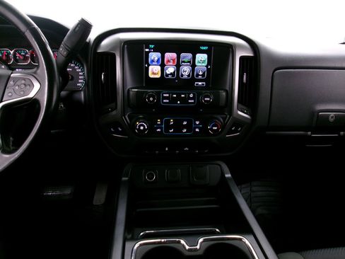 Used 2017 Chevrolet Silverado 1500 LT w/ Trailering Package AWD/4WD image 9