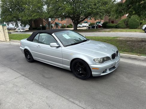 Used 2006 BMW 330Ci Convertible RWD image 11