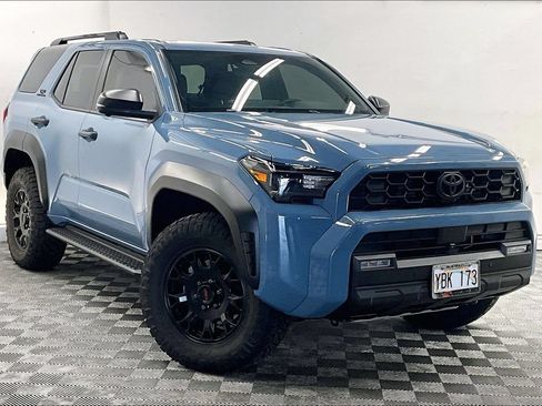 Used 2025 Toyota 4Runner TRD Sport Premium AWD/4WD image 11