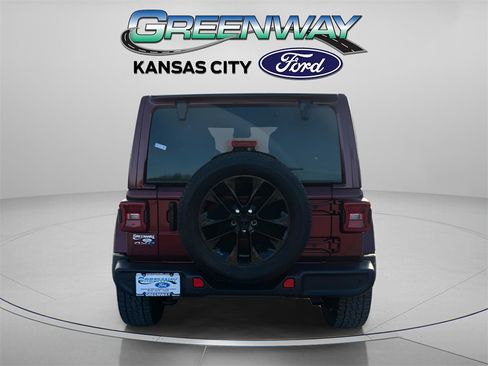 Used 2021 Jeep Wrangler Unlimited Sahara w/ Cold Weather Group image 6