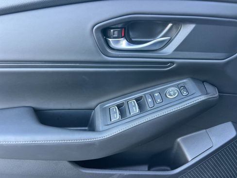 Used 2025 Honda Accord Sport image 11