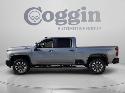 Used 2025 Chevrolet Silverado 2500 Custom w/ Custom Value Package
