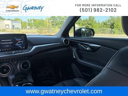 Used 2023 Chevrolet Blazer Premier FWD image 28