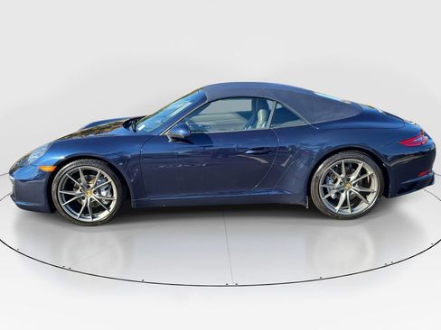 Used 2018 Porsche 911 Carrera image 4