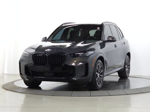 Used 2024 BMW X5 xDrive40i w/ Executive Package AWD/4WD image 3