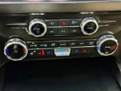 New 2026 Ford F350 Lariat w/ Lariat Ultimate Package image 19