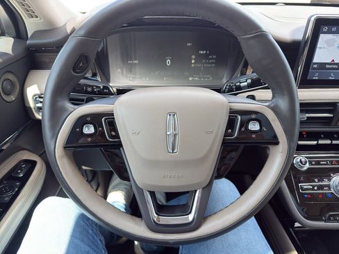 Used 2020 Lincoln Corsair Reserve w/ Equipment Group 201A AWD/4WD image 17