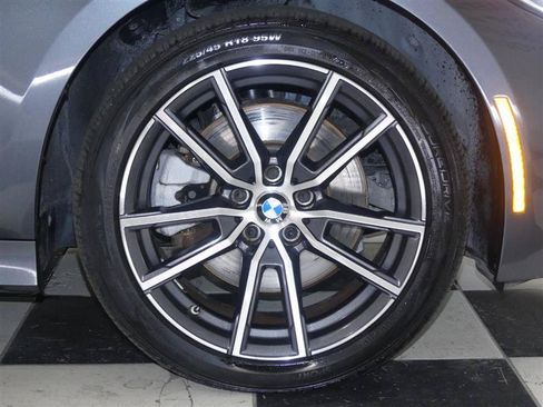 Used 2022 BMW 330i xDrive Sedan AWD/4WD image 35