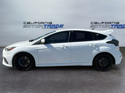 Used 2017 Ford Focus RS AWD/4WD image 9