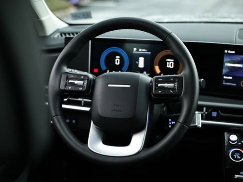 Certified 2025 Hyundai Santa Fe SEL image 26