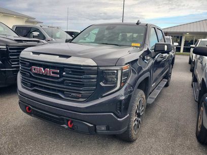 Used 2022 GMC Sierra 1500 AT4 w/ AT4 Preferred Package