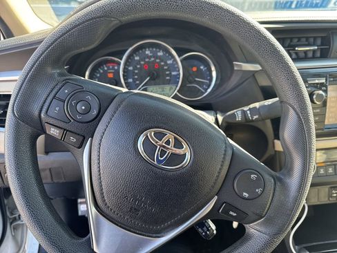 Used 2016 Toyota Corolla LE image 7