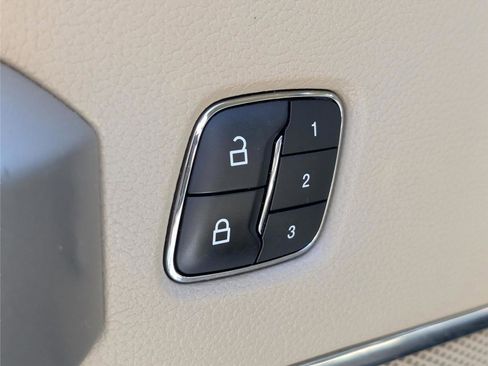 Used 2020 Ford F150 Lariat w/ Equipment Group 502A Luxury image 16