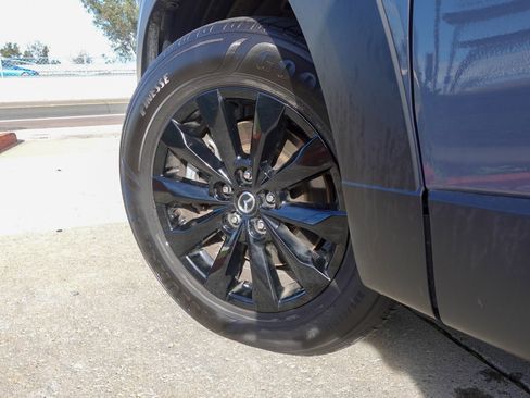 Used 2025 MAZDA CX-50 AWD 2.5 S w/ Premium Package image 8