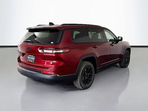 New 2025 Jeep Grand Cherokee L Altitude image 7