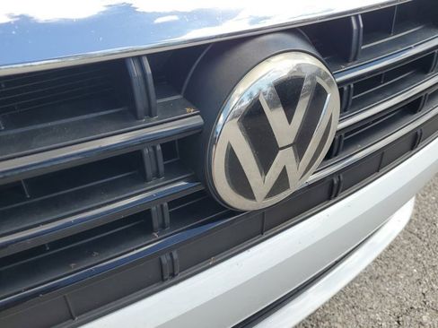 Used 2019 Volkswagen Jetta R-Line image 7