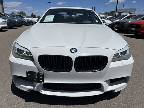 Used 2013 BMW M5 image 8