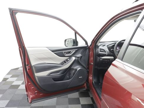 Used 2024 Subaru Forester Limited AWD/4WD image 5