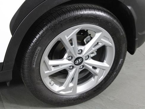 Certified 2023 Hyundai Kona SEL w/ Convenience Package image 12