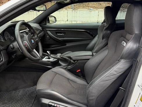 Used 2015 BMW M4 Coupe image 20