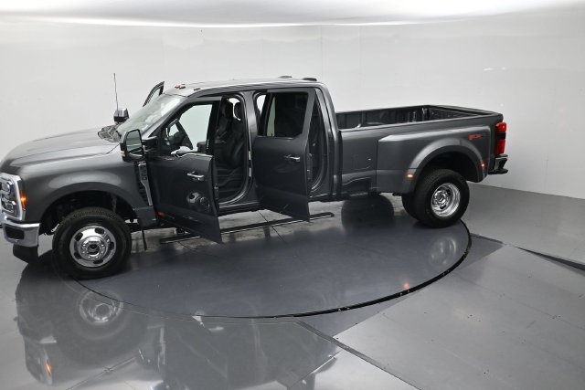 New 2026 Ford F350 Lariat w/ Lariat Ultimate Package AWD/4WD image 54