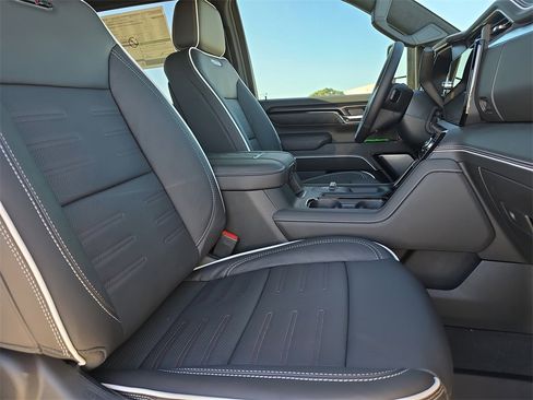 New 2026 GMC Sierra 2500 AT4X image 10