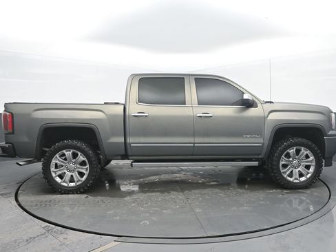 Used 2017 GMC Sierra 1500 Denali w/ Denali Ultimate Package image 6