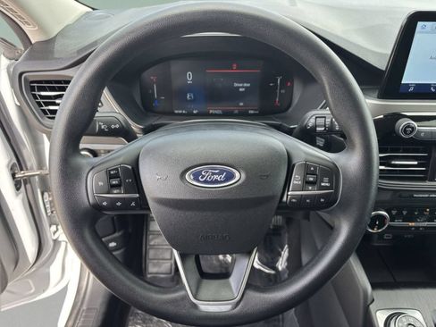 Used 2025 Ford Escape Active AWD/4WD image 6