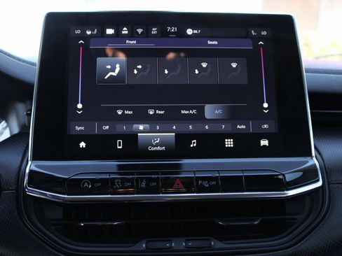 Used 2022 Jeep Compass Trailhawk w/ Trailhawk Convenience Group image 30