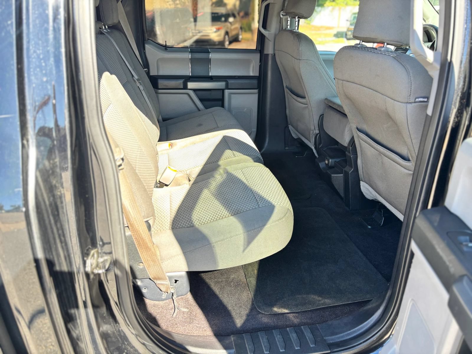 Used 2016 Ford F150 XLT AWD/4WD image 19