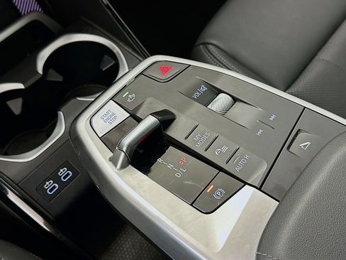 Used 2025 BMW X2 xDrive28i image 24