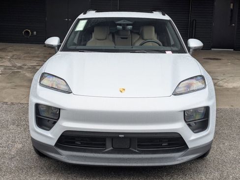 New 2026 Porsche Macan 4 Electric AWD/4WD image 6