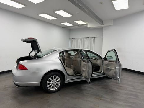 Used 2011 Buick Lucerne CXL w/ Driver Confidence Package FWD image 35