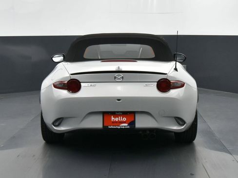 Used 2019 MAZDA MX-5 Miata Club image 33