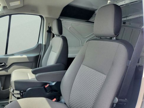 New 2025 Ford Transit 250 Low Roof image 19