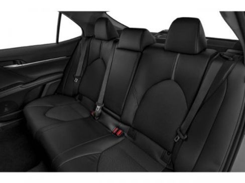 Used 2021 Toyota Camry XLE image 13