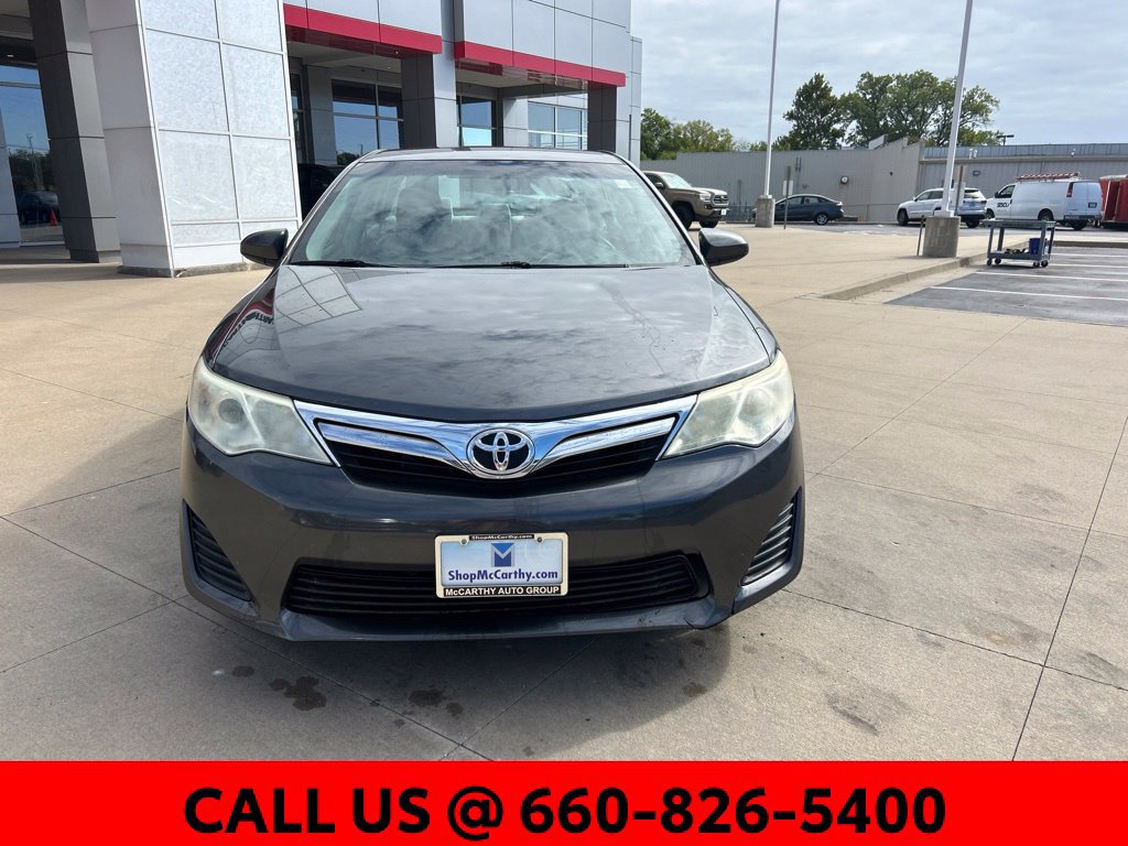 Used 2014 Toyota Camry LE FWD image 3