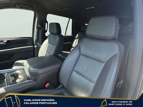 Used 2025 Chevrolet Tahoe LT AWD/4WD image 23