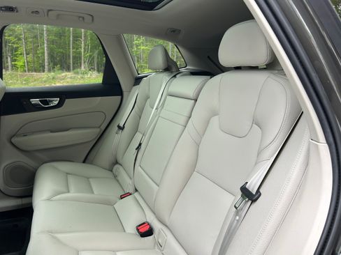 Used 2018 Volvo XC60 T6 Inscription w/ Convenience Package AWD/4WD image 21