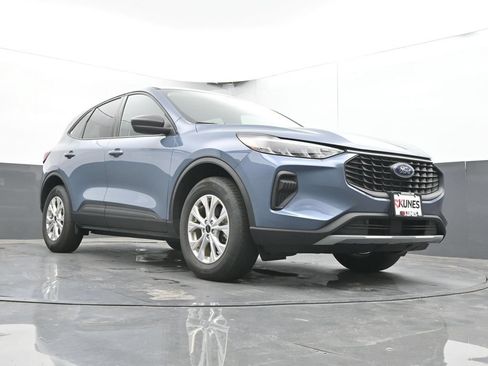 Used 2025 Ford Escape Active AWD/4WD image 45