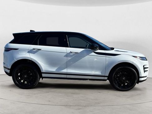 Used 2026 Land Rover Range Rover Evoque Dynamic SE AWD/4WD image 3