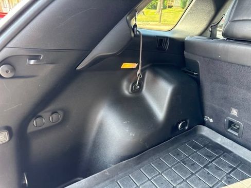 Used 2019 Jeep Cherokee Limited AWD/4WD image 45