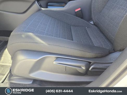 New 2026 Honda HR-V LX image 18