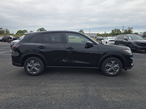 New 2026 Honda HR-V LX image 3