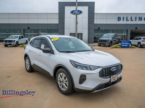 Certified 2023 Ford Escape Active FWD image 1