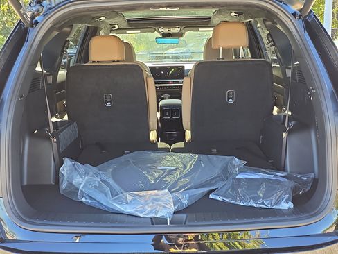 New 2026 Kia Sorento SX Prestige w/ Olive Brown Leather Package image 12
