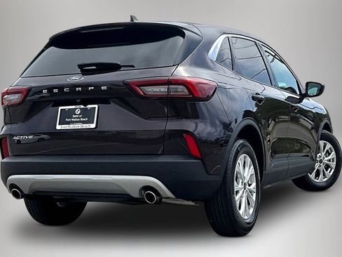 Used 2023 Ford Escape Active w/ Tech Pack #1 FWD image 5